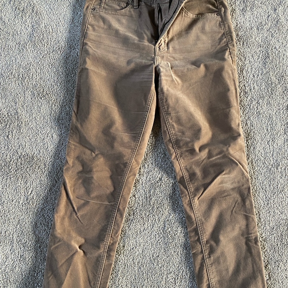 GAP Men's Tan/Brown Chino Pants